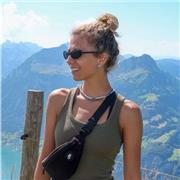 Laureanda magistrale in Linguistica Educativa. Disponibile per aiuto compiti e ripetizioni italiano/inglese